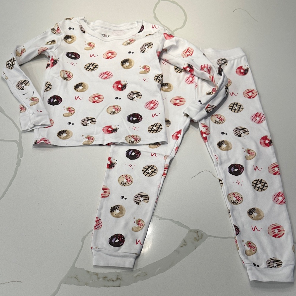 12 | 12 organic cotton pajamas white pink donuts size 5 long sleeve pants 🍩